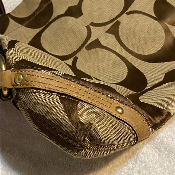 Coach Carly Shoulder Bag - Picture 9 of 13